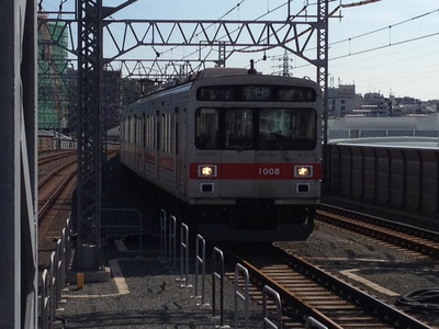 東横線でメトロ10000系が営業運転開始！_f0210238_19554881.jpg