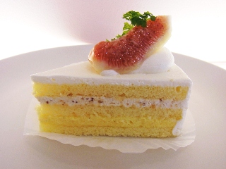 期間限定メニュー~いちじくのショートケーキ~_e0211448_13155479.jpg
