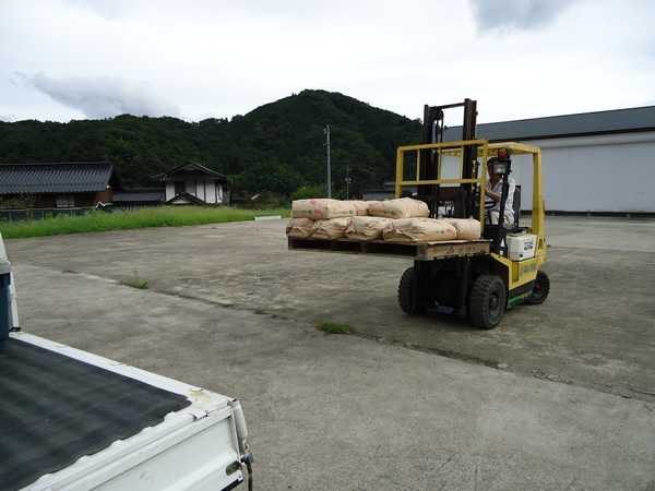 一人お出かけと米配達人!!_a0199979_1958126.jpg