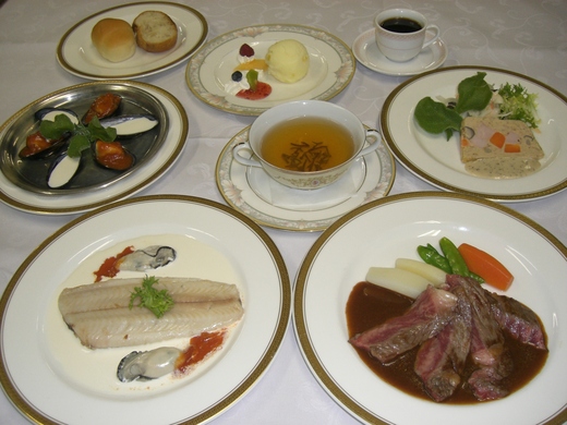 2階レストラン_d0162300_2021286.jpg