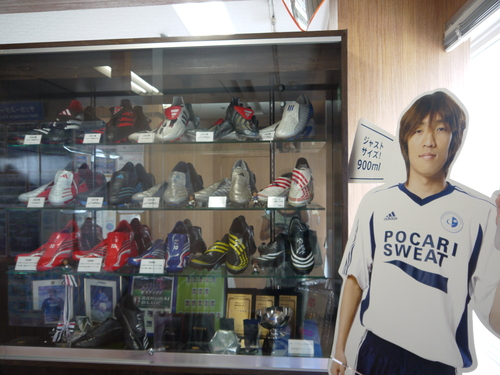 そごう横浜 海の見える そごう屋上 ビアガーデン &日産ショールーム_e0123104_649370.jpg