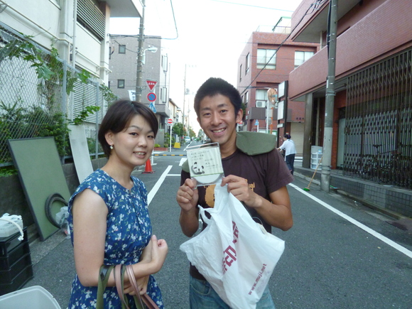 今日もお客さんがたくさん来てくれました!_a0080406_21225358.jpg