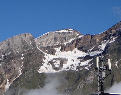 e0238838_1405888.png