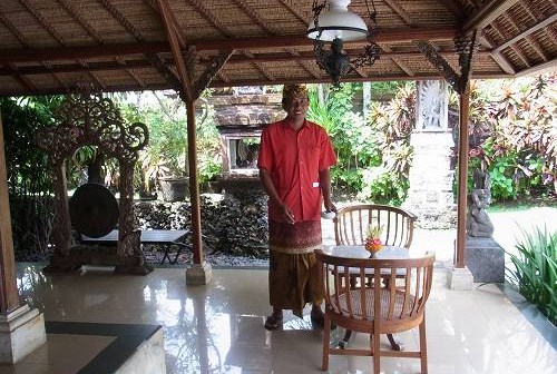 新生Tandjung Sari で朝食 ＠ Sanur (\'12年4月)_a0074049_175659.jpg