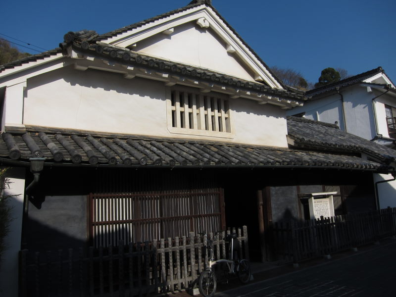 視線を向けるところ全て魅力的な風景・昔の日本がそのまま残されている竹原①ーブロンプトンと瀬戸内の旅③_e0138081_2204284.jpg