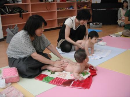 2012.09.11 ベビーマッサージ_f0142009_15112279.jpg