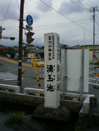 b0056570_11372.jpg