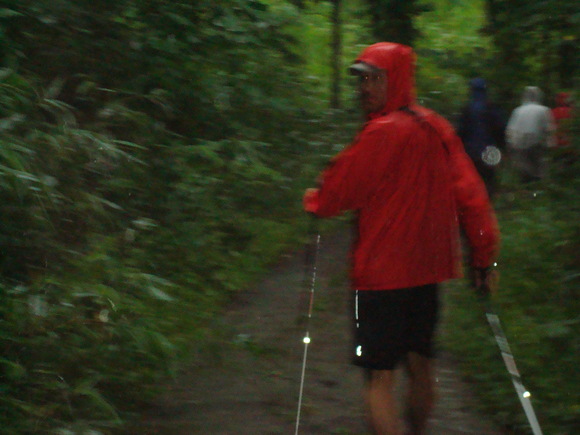 雨中のノルディックウォーキング!_d0198793_19105578.jpg