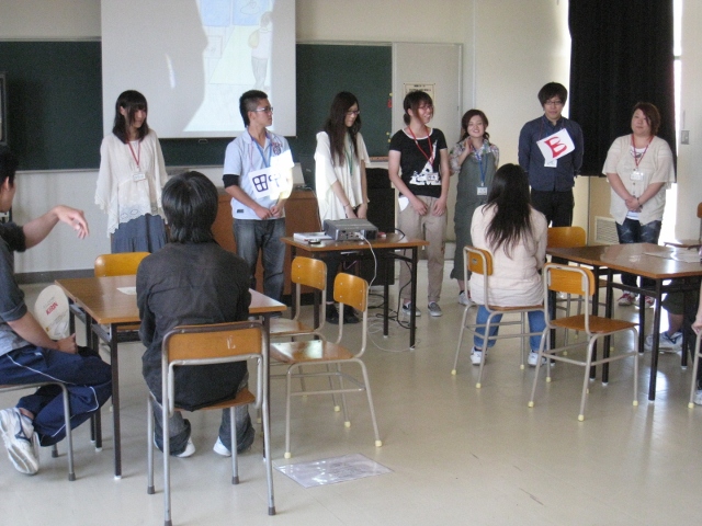 新潟県立翠江高等学校において「女はズボン!?男はスカート!?」のワークショップを実施しました。 _c0167632_172424.jpg