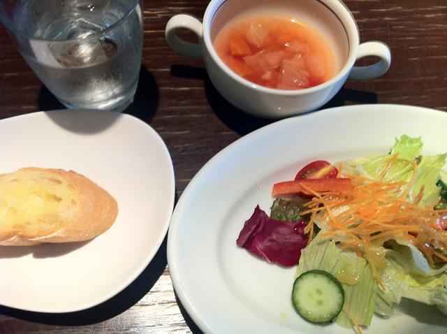 久しぶりのオリエンタルバール_e0048035_2345264.jpg