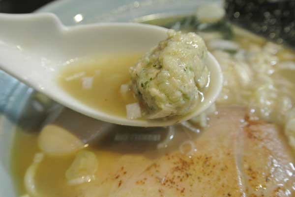 【山梨ラーメン屋巡り - いち〇(山梨・甲府) -】_a0005436_2015449.jpg
