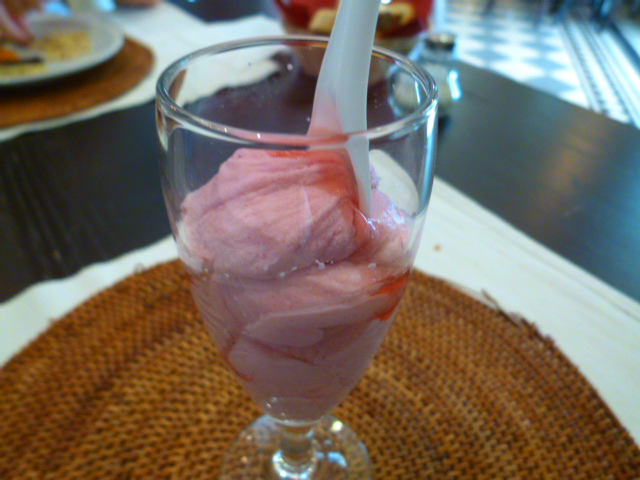 d0170140_2291939.jpg