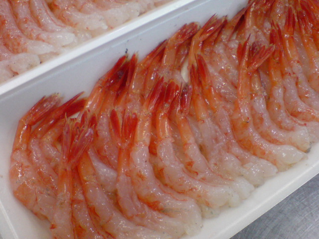 甘海老のお刺身、味噌汁、すり身フランスパン。_d0182179_19284730.jpg