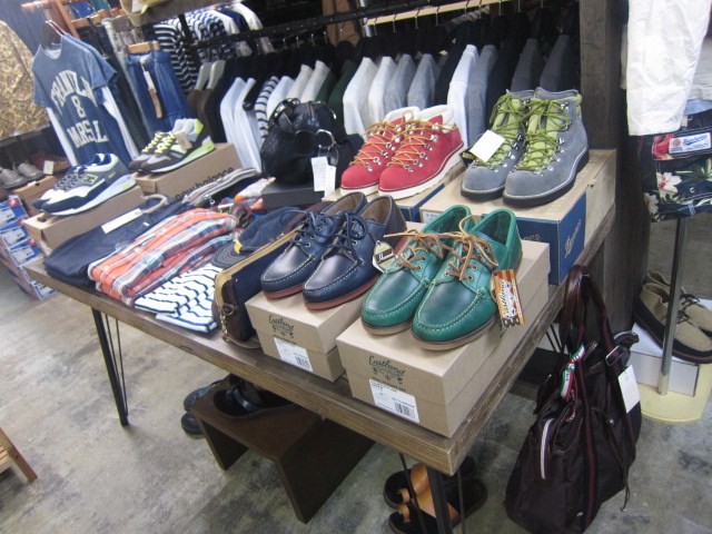 US 本格Moccasin 入荷♪ By EastLand ・・・ FALMOUTH Moccasin_d0152280_20254613.jpg
