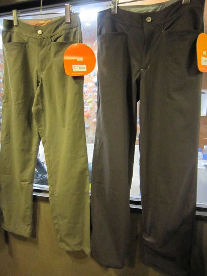 2012 Blurr 入荷!!!_b0242198_211987.jpg