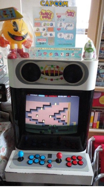 CAPCOM ミニキュート : CLUB 80's CAPCOM ミニキュート : CLUB 80's