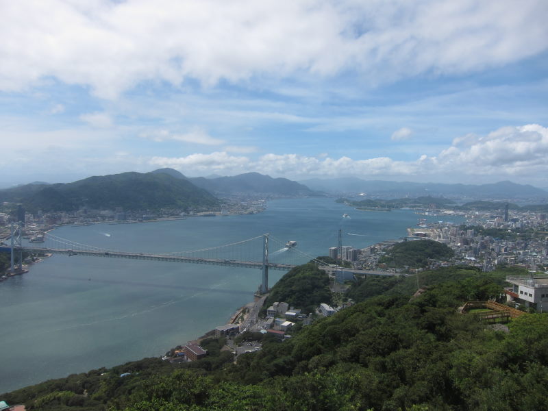 ヒルクライムのご褒美は北九州の絶景！・下関火の山公園-ビッグイベントへブロンプトンと中国・九州の旅④_e0138081_2422022.jpg