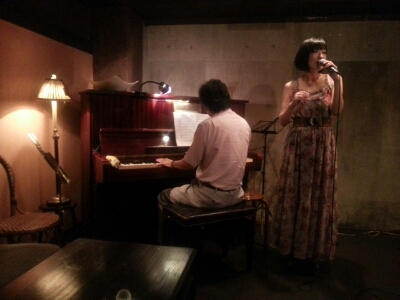 本日は新宿あうんに出演します!_f0178313_12524967.jpg