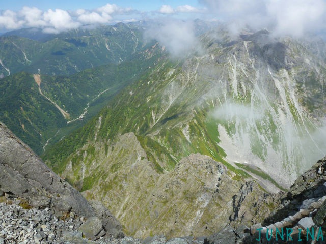 d0110562_1548818.jpg