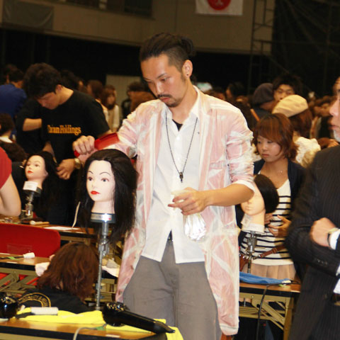 【brace】SPC理美容選手権大阪大会2012 競技風景1_c0080367_1451265.jpg