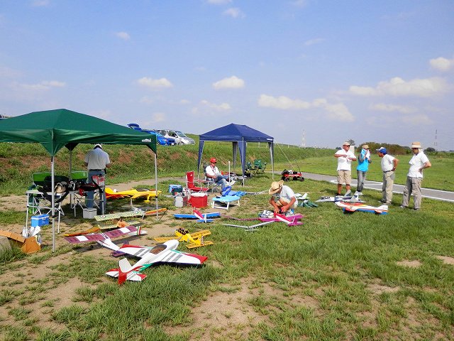 バカ騒ぎが楽しいんです！・・・第５３回きままな飛行会_d0050693_22493063.jpg