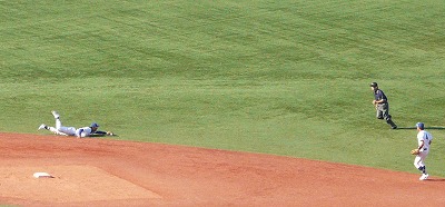 駒澤大対國學院大 9月11日 東都大学野球1部_b0166128_1254674.jpg
