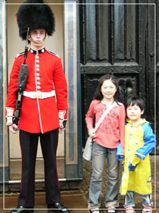 夏休みの想い出2012ﾗｽﾄ. 砂でｲｷﾞﾘｽ 旅行~♪ _a0136049_1385585.jpg