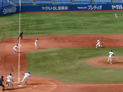 東洋大対青学大 9月12日 東都大学野球1部_b0166128_199572.jpg