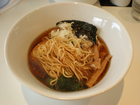 麺 Glitter (グリッター)_b0219835_1524592.jpg