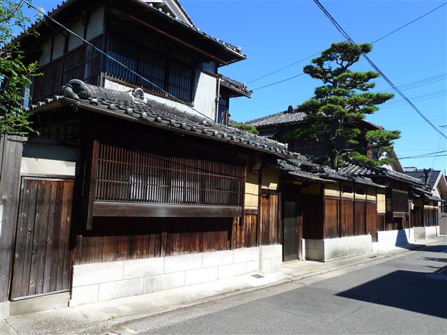 浜寺の近代住宅建築群_f0139570_6371115.jpg