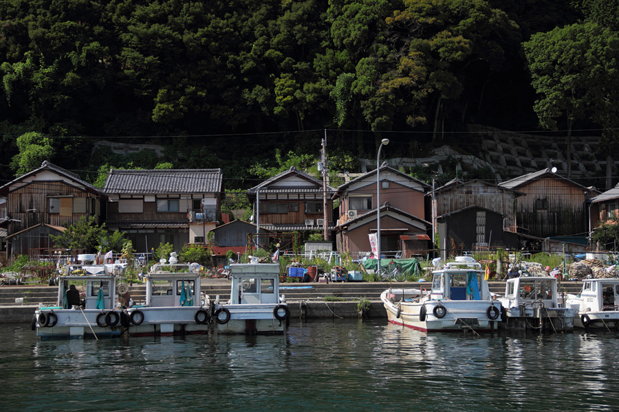 12.08.25：残暑の琵琶湖、堀切港から沖島へ２_c0007190_17481369.jpg