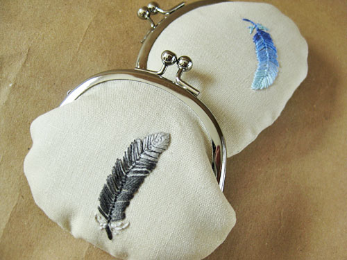 Feathers pouches_d0011990_20513638.jpg