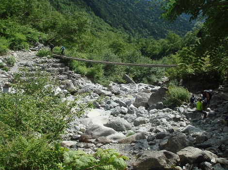 槍ヶ岳～北穂高岳 大キレット縦走(4日目：北穂高岳～上高地)_c0034391_1323918.jpg