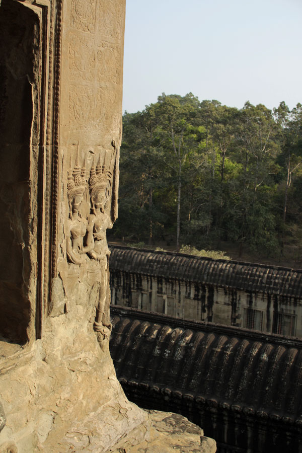 アンコール・ワットⅨ, 　堂上より　Angkor Wat_d0011713_920516.jpg