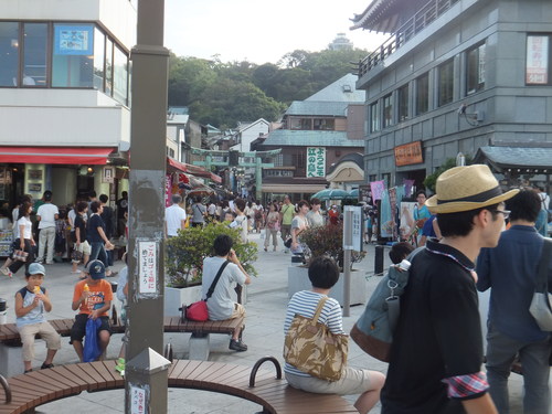 久し振りに江ノ島に...._b0137932_20195851.jpg