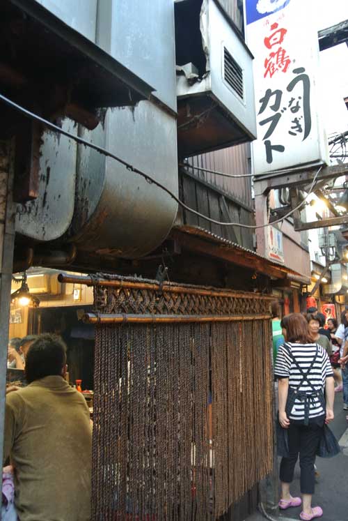【新宿・思い出横丁(東京・新宿)めぐり 後編 -大黒屋・カブト 編-】_a0005436_14472725.jpg