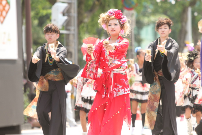 第59回よさこい祭り 1日目 HARE MAKE SALON FACE_a0077663_17182740.jpg