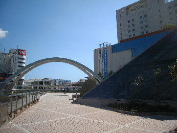 旅先で見かけた気になる建物(その2)_e0033570_7471561.jpg