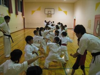 新発寒道場 今日も新しい仲間です!_c0118332_23493640.jpg