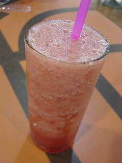 b0017147_0241135.jpg