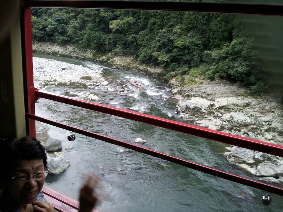 京都保津川下りを体験_c0186691_15192247.jpg