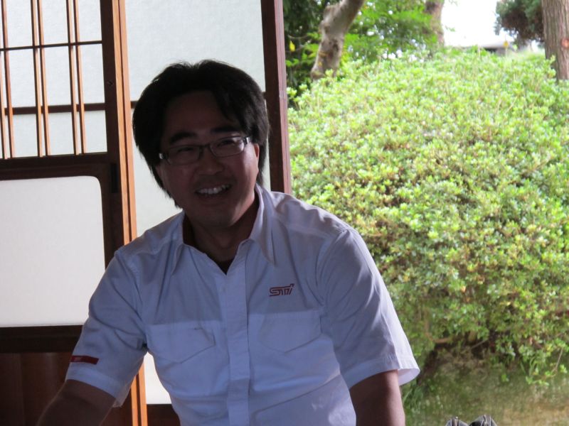 22Bオーナーズミーティング 2012 テレビ局の取材を受ける_f0076731_11522053.jpg