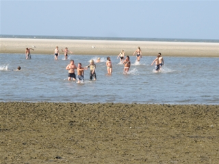 f0224632_2358843.jpg