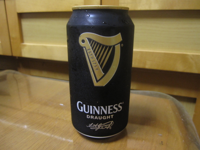 今夜のビールVol.3 ドラフトギネス330ml ¥268_b0042308_23273250.jpg