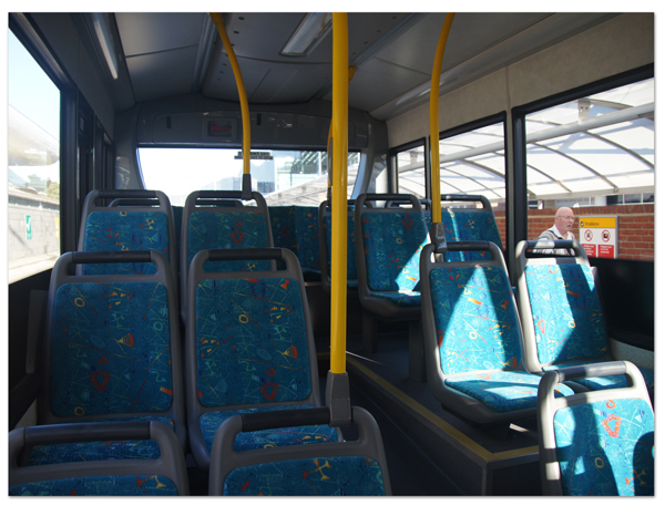 エーゲ海・アドリア海クルーズ(3) Hoppaバスでヒルトンホテルへ_d0210324_4415133.jpg