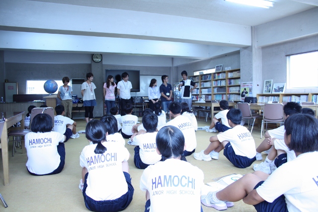 佐渡市立羽茂中学校にてワークショップ「Why do we study?」を実施しました。_c0167632_13382012.jpg