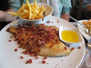f0224632_02133.jpg
