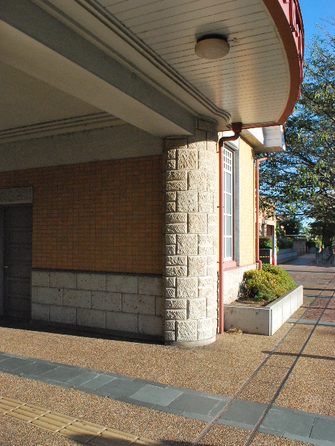 東急電鉄・田園調布駅(大正モダン建築探訪)_f0142606_1216853.jpg