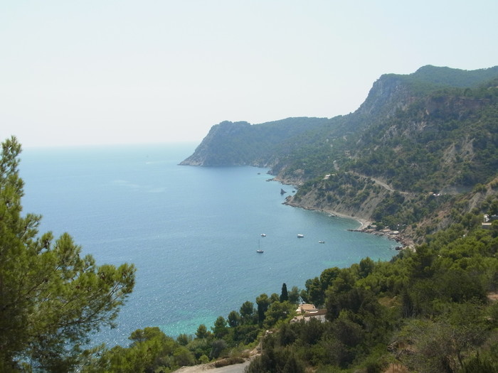 イビサ島の絶景ビーチ CALA D\'HORT_d0116009_1112169.jpg