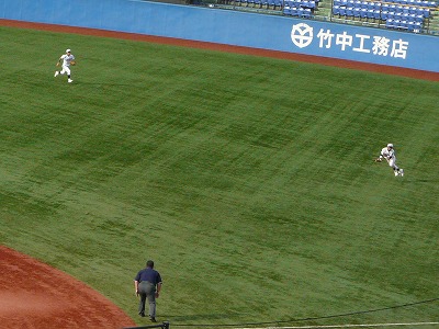 青学大対中央大 9月18日 東都大学野球1部_b0166128_1242745.jpg